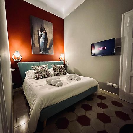 Nerino House, Elegante E Tranquillo Appartamento A 5 Minuti Dal Duomo Milano Ngoại thất bức ảnh